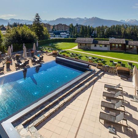 Hostellerie Du Pas De L'Ours "Relais Et Chateaux" Кран-Монтана Экстерьер фото